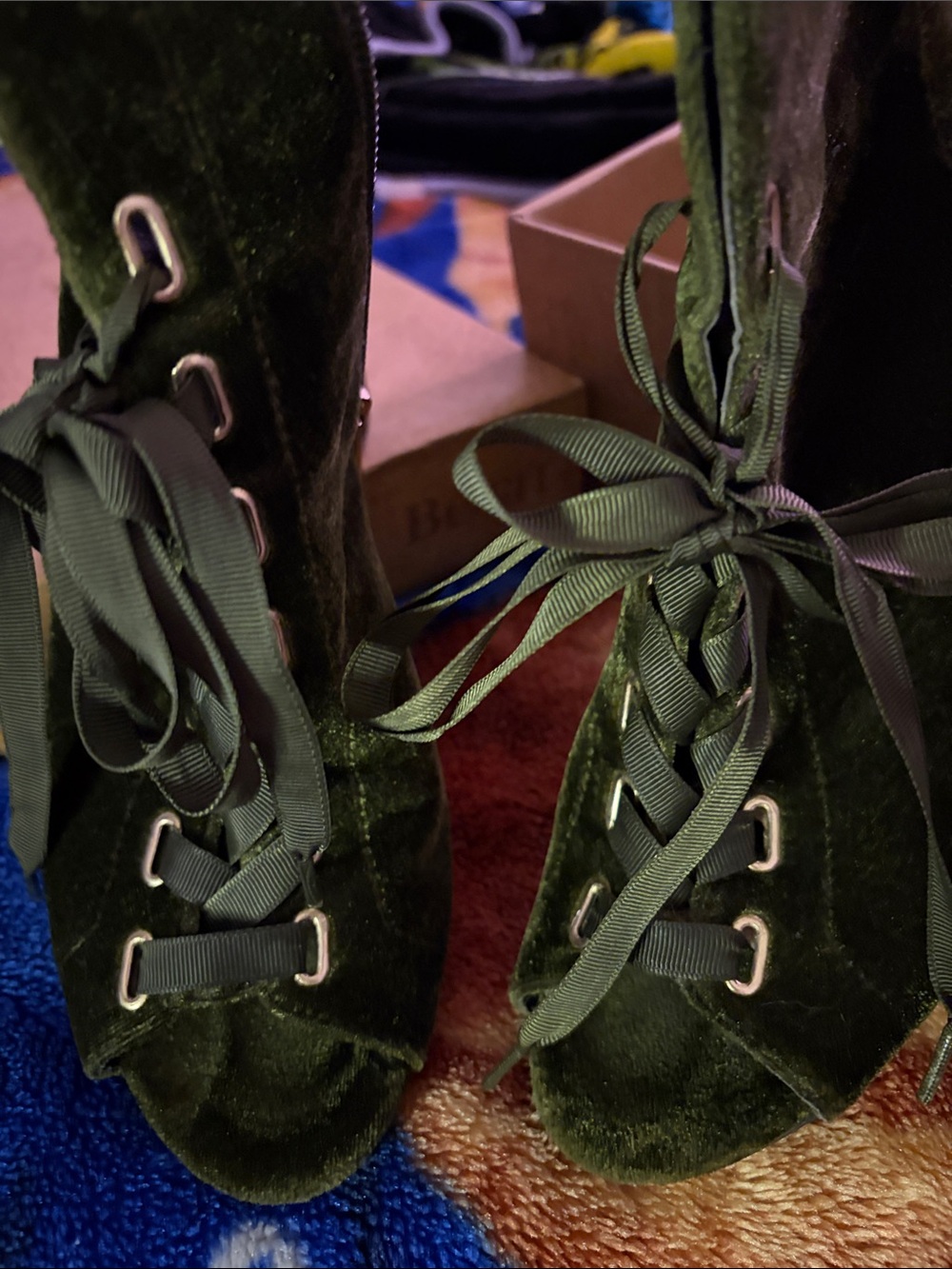 Kenneth Cole Reaction Dark Green Velvet Lace-Up Ankle Boots